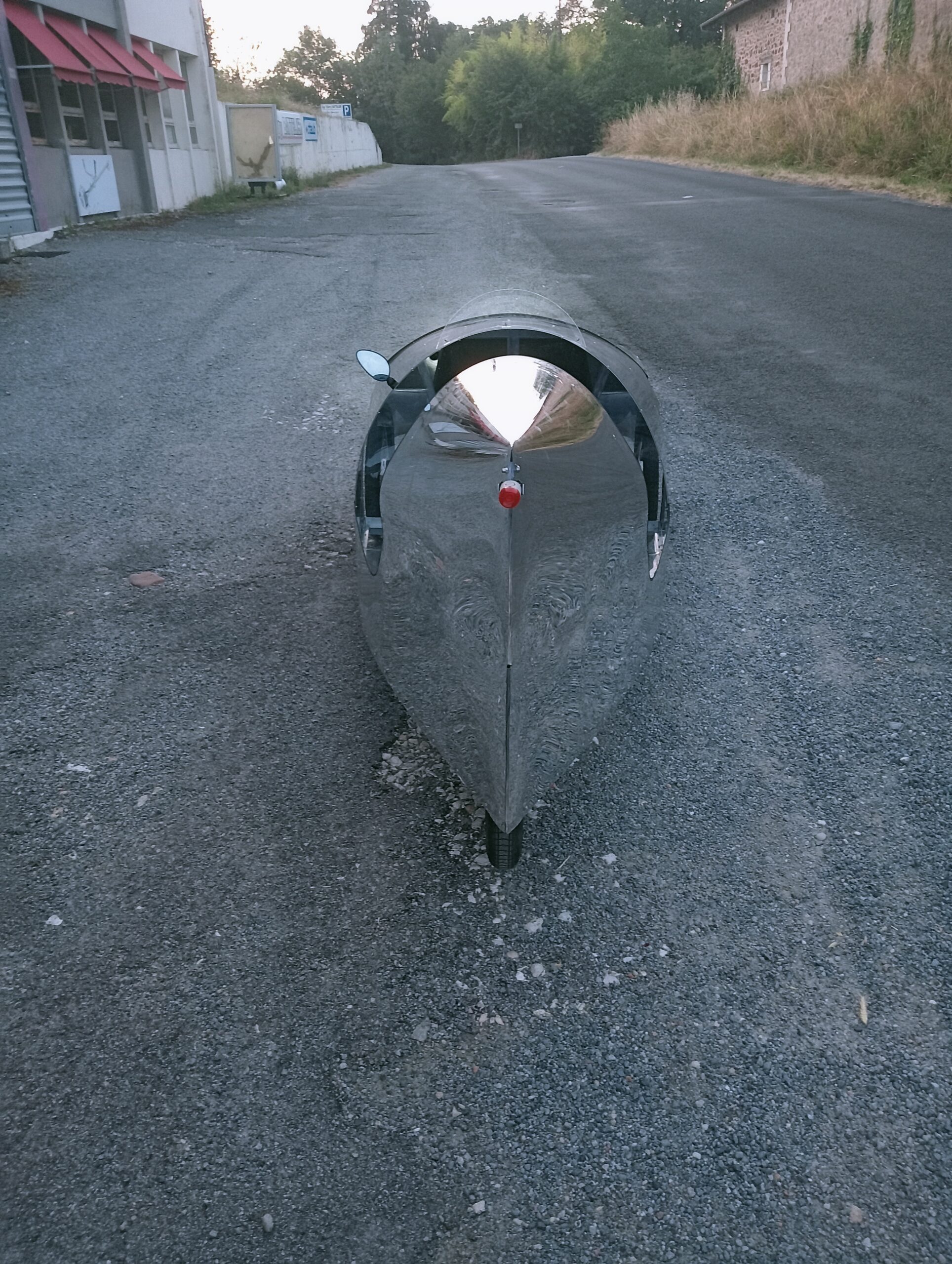 Vue arrière du Cargomobile.